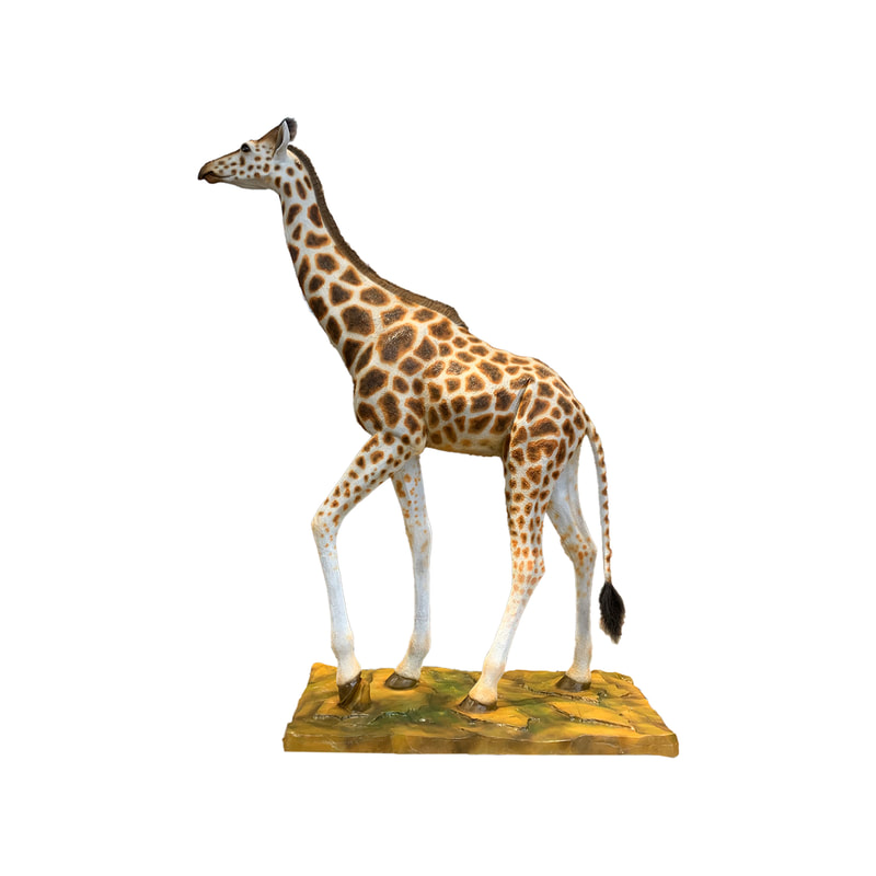 P-AM108-LI 365cm Life-size standing giraffe with head and tail movement