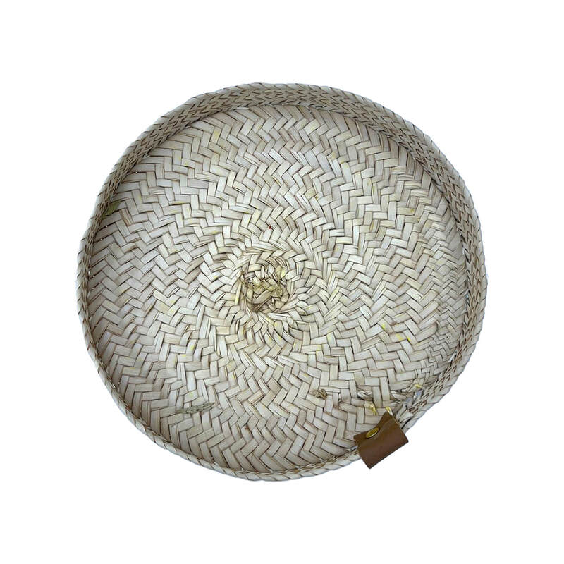 P-BA109-JT 22cm traditional woven shallow round basket with brown tag