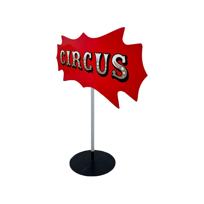 P-DG106-MC 220cm Circus theme sign post