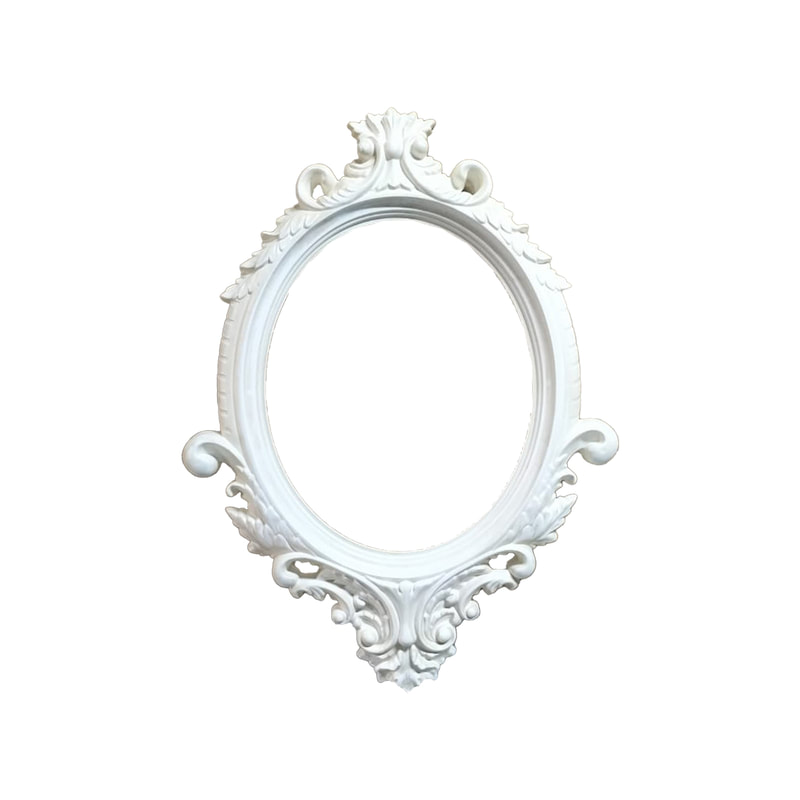 P-FD811-WH Type 11 baroque oval frame in white