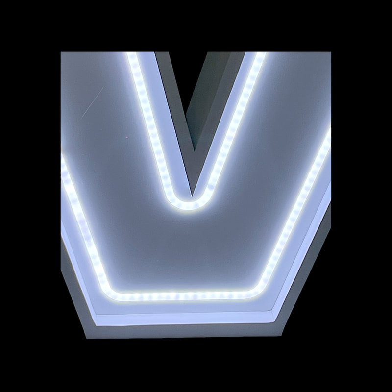 P-GL132-MC Giant Letter 