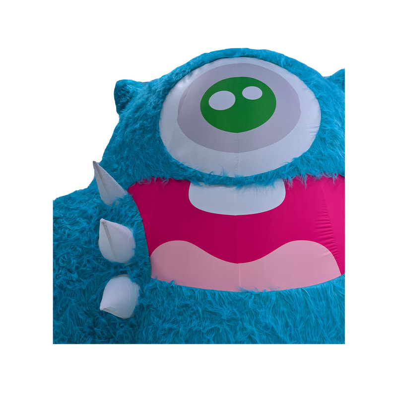 P-IF104-BU 400cm monster inflatable with blue fur