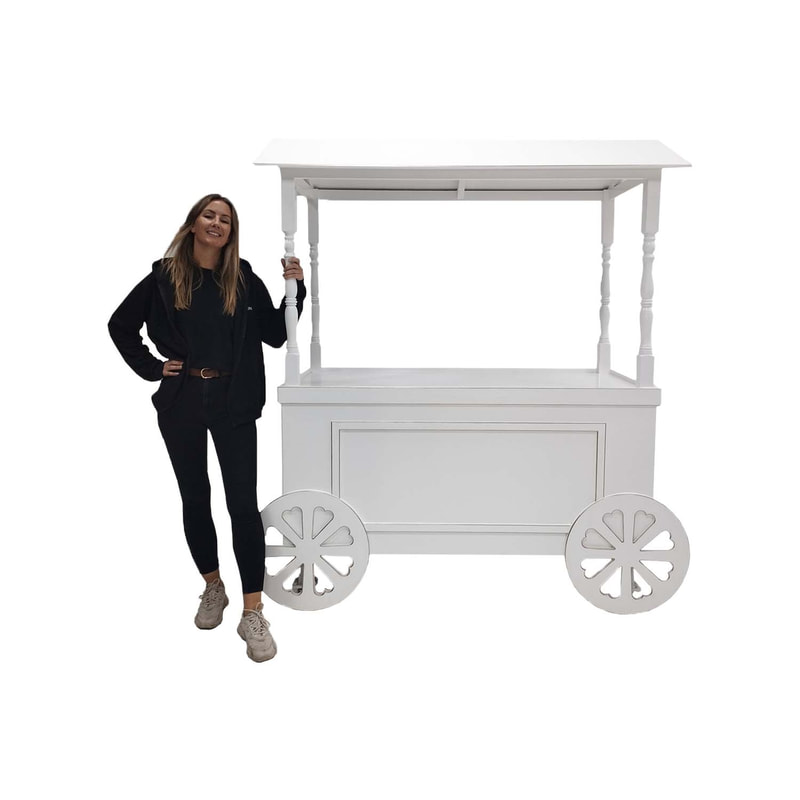 P-MO101-WH Type 1 market display cart in white with gold trim detail