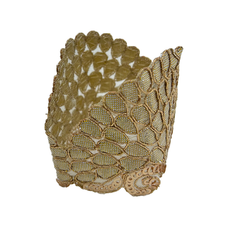 P-NP103-GD 5cm dia Type 3 napkin ring in matt gold with curvy edge