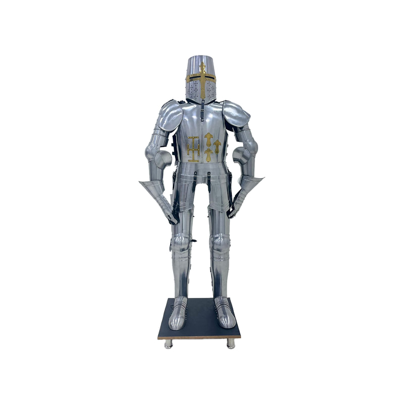 P-PH186-SI Type 1 standing suite of amour with gold detail  