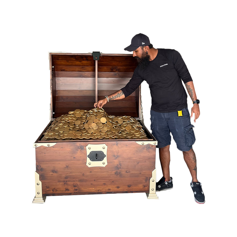 P-PH421-DW 110cm treasure chest in dark wood with gold details