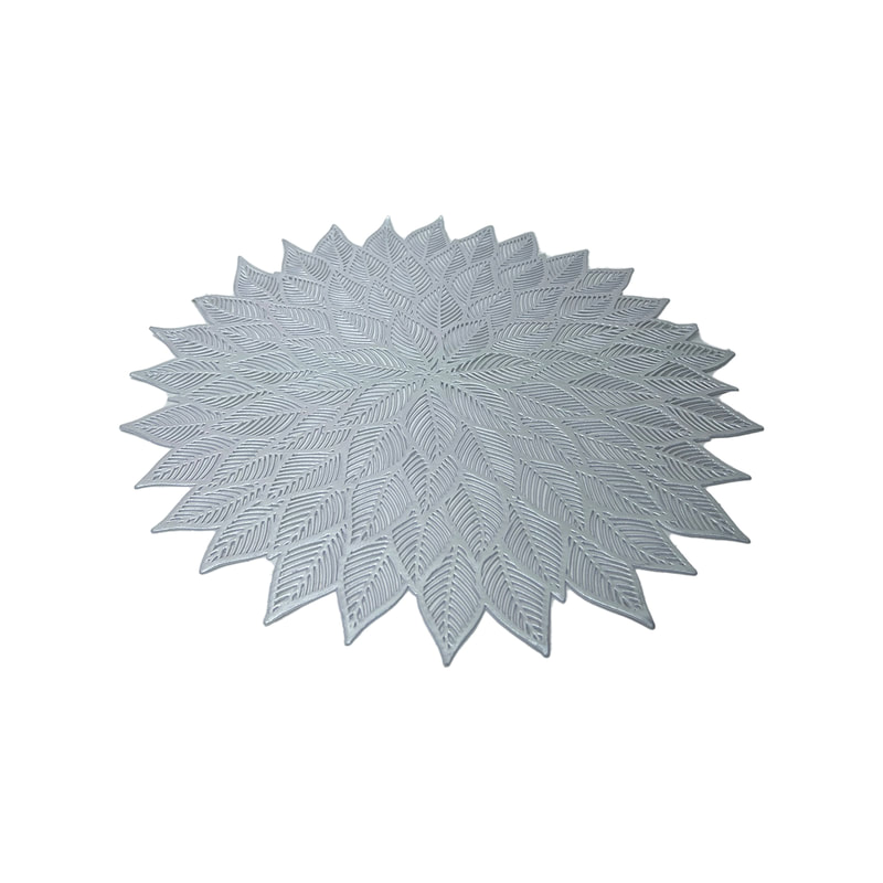 P-PM107-SI 38cm Winter textured silver placemat