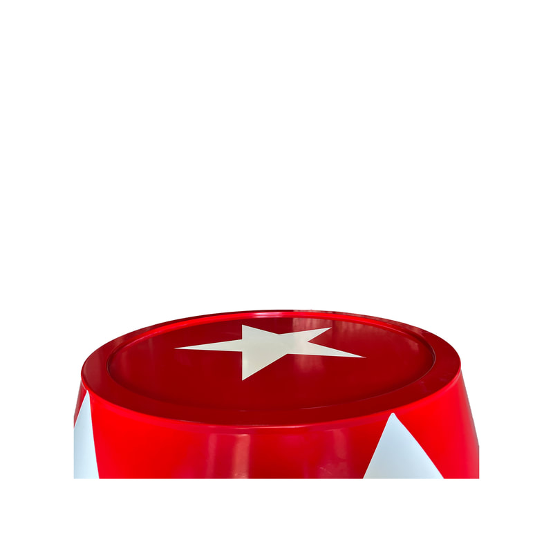 P-PN815-RW Type 2 circus plinth, round in red and white with star