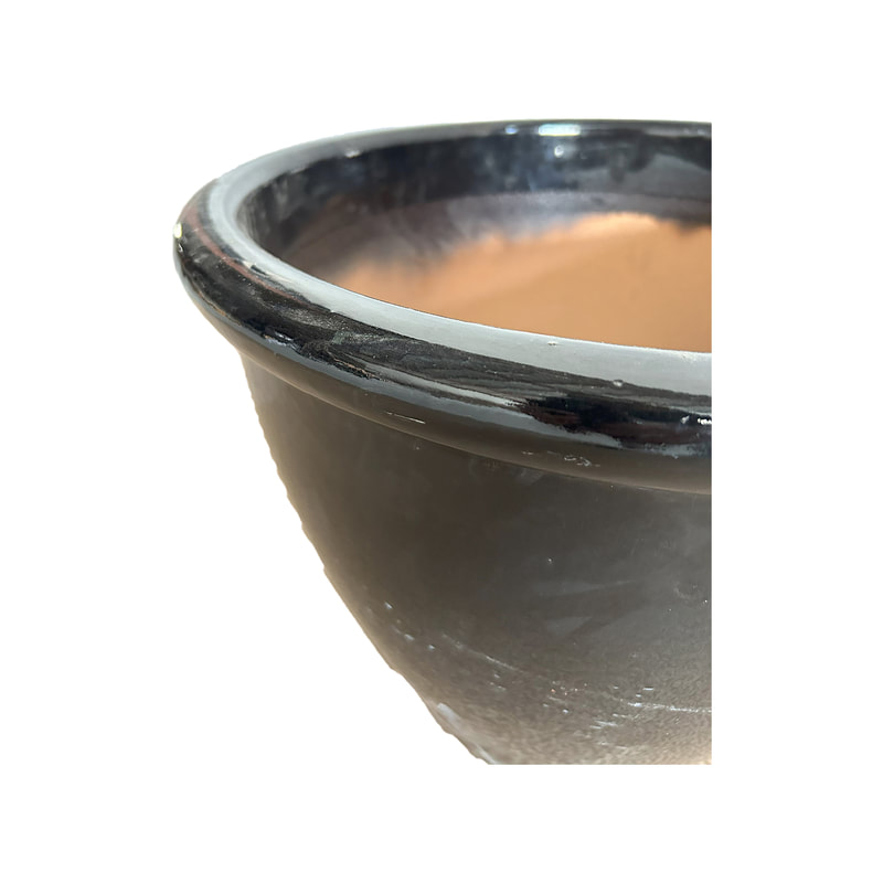P-PT112-BL 38cm dia Victoria glossy black tulip-shaped plant pot
