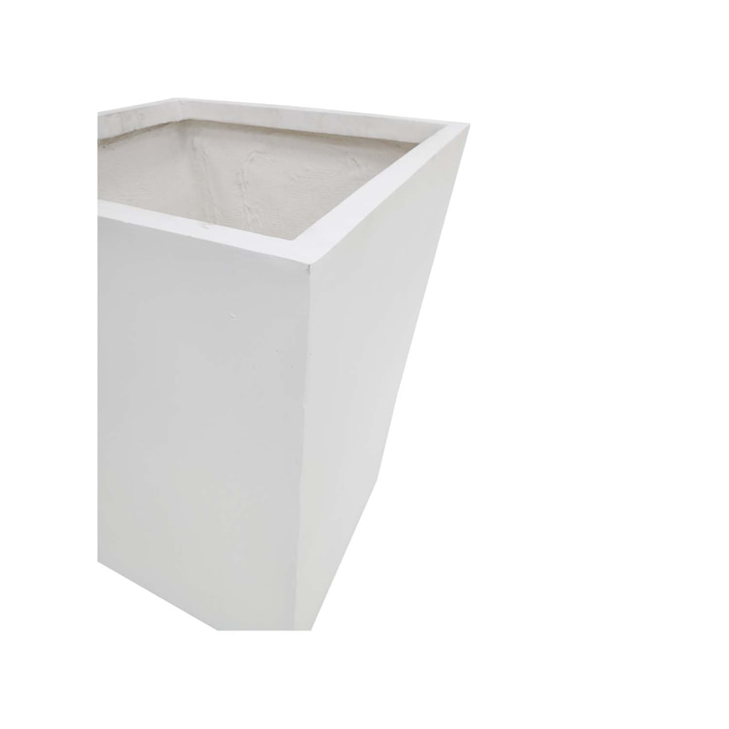 P-PT125-WH 54cm Villandry v-shaped square plant pot in white