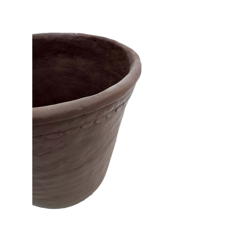 P-PT151-TC 26cm dia Tivoli round fiberglass plant pot in terracotta finish