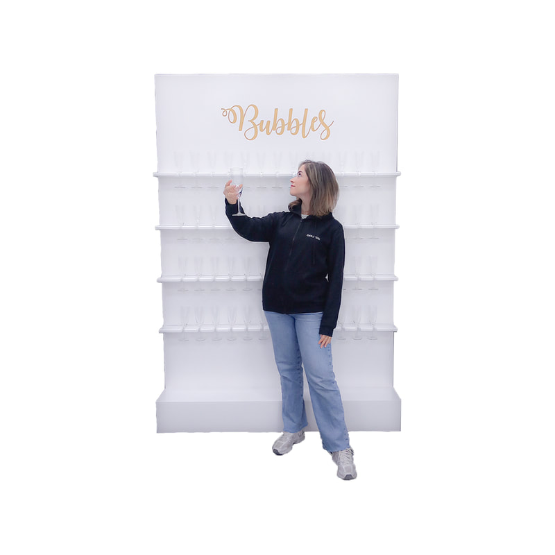 P-PV101-WH Type 1 beverage display wall in white, holds 52 glasses in white with glossy finish