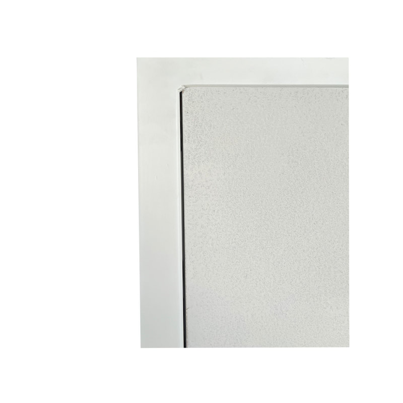 P-SG801-WH Type 1 206cm signage frame in white