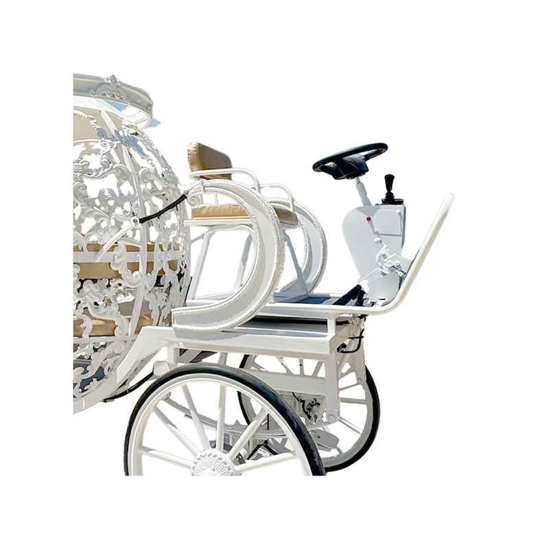 P-VE151-WH Princess carriage in white details with white interior