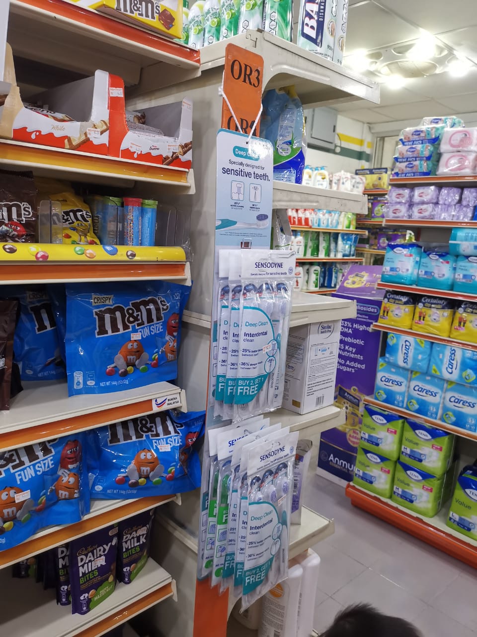 Print Hangsell Display Hanging Shelves in Malaysia