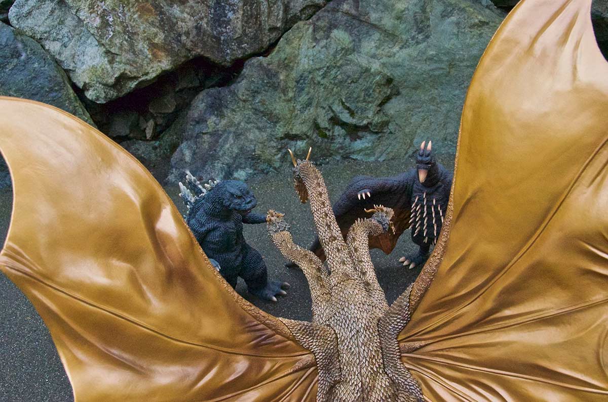 Full Review: X-Plus Toho Large Monster Series King Ghidorah 1968