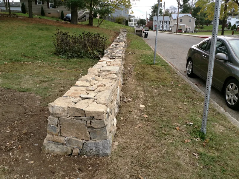 Stone wall @ historic Sharpsburg super cool place to work.