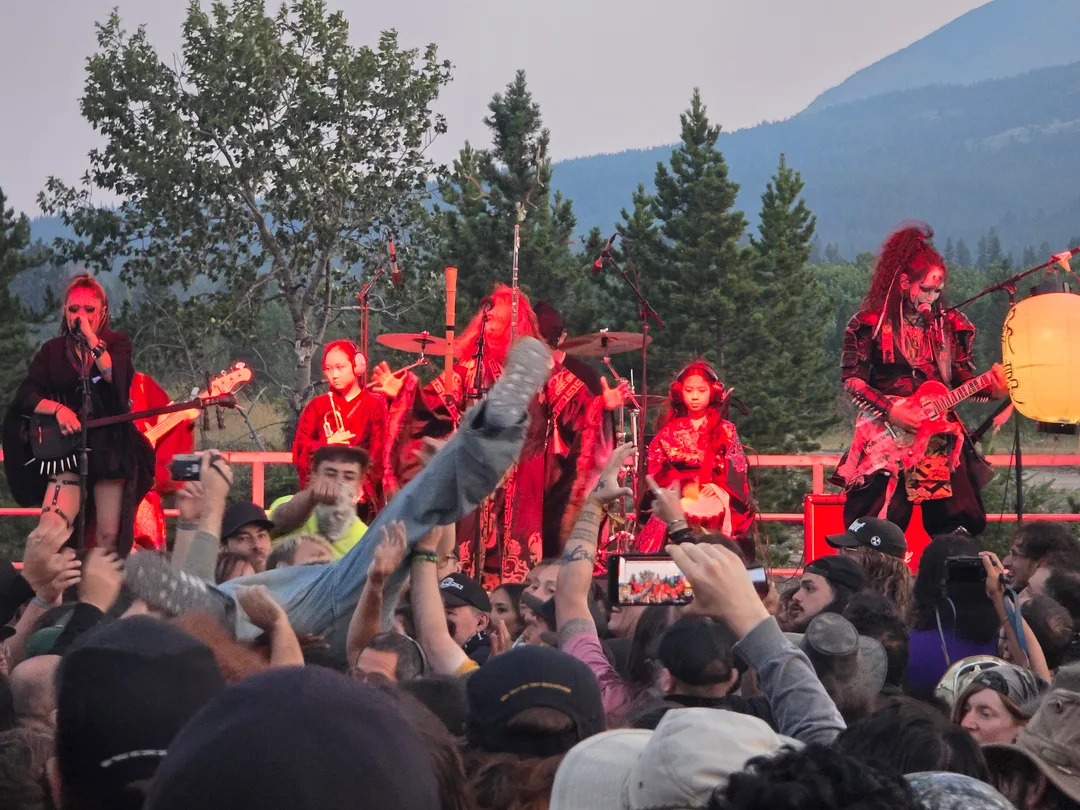 Sigh at Fire in the Mountains