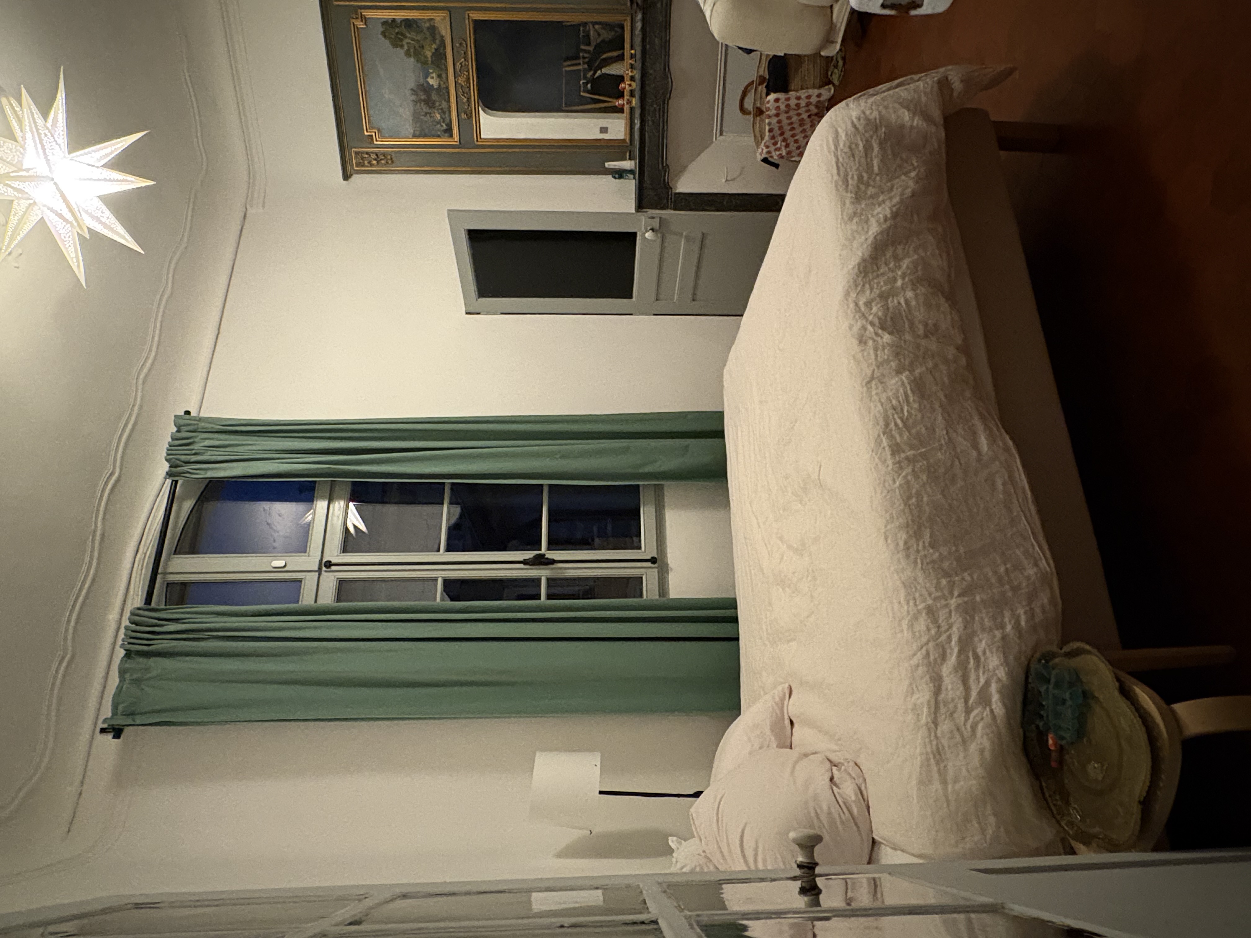 Image description