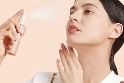 How to get long lasting makeup with setting spray - perfect wedding looks Mattify Cosmetics Beauty Blog 