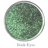 Sparkly green eye shadow st patricks day eye makeup long lasting eye makeup with built in primer Mattify cosmetics crease-free eyeshadow for long wear on oily eye lids irish eyes