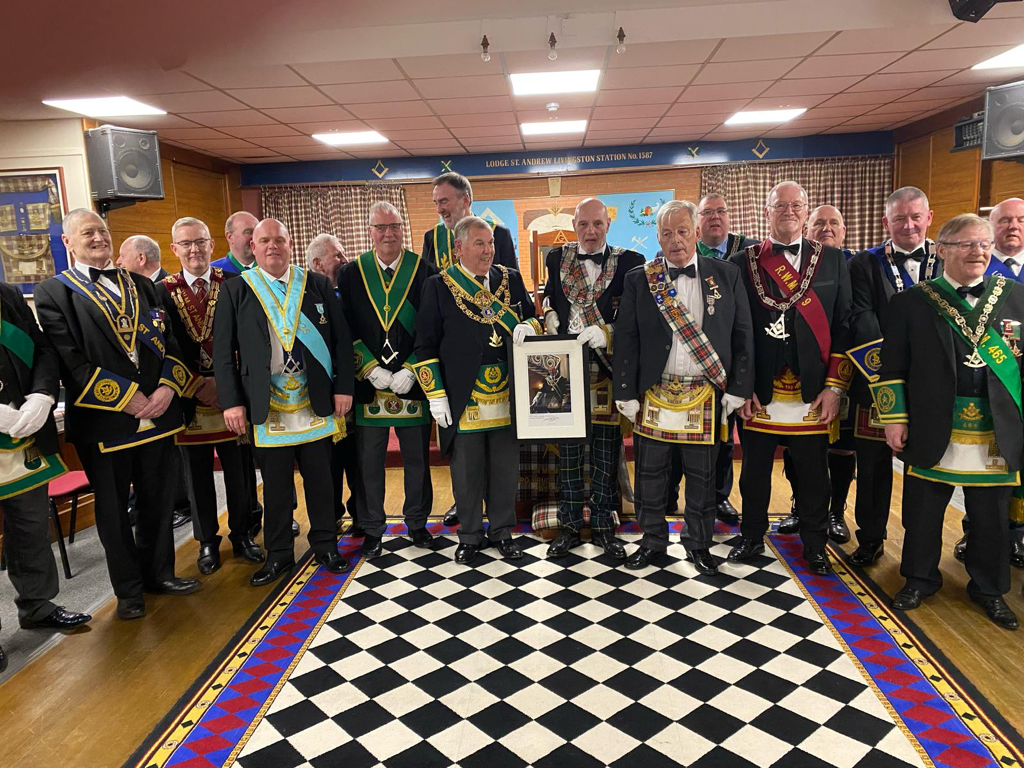 Sat 22 mar saw the annual gathering of the st. Andrew lodges throughout Scotland at lodge st. Andrew livingston station no 1587.