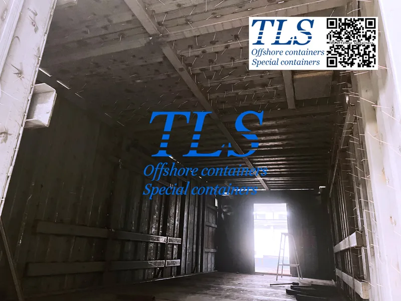 internal of shipping container