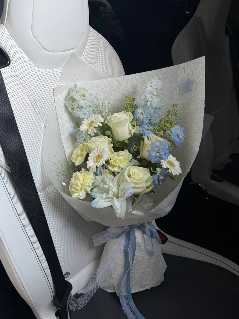 百合非洲菊玫瑰鮮花花束