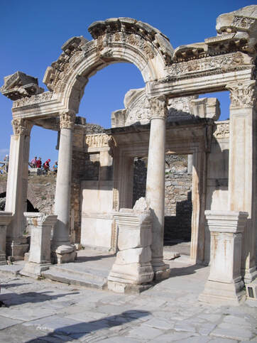 Ephesus Less Walking Tour