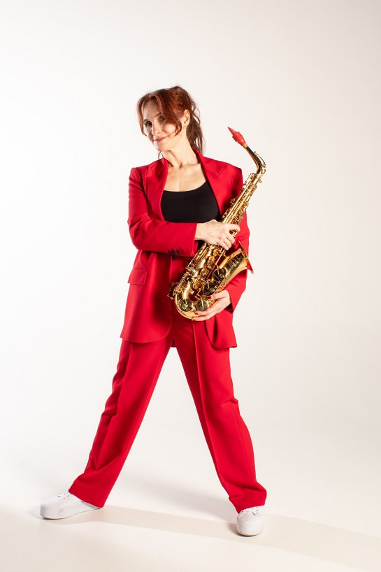 Niki The Saxophonist for hire_ Essex and London