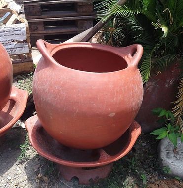 Olla con brasero barro La Chamba 
