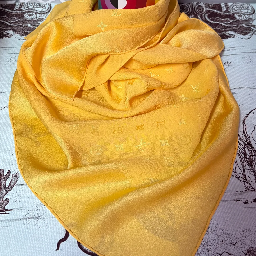 Louis Vuitton MONOGRAM SILK SCARF