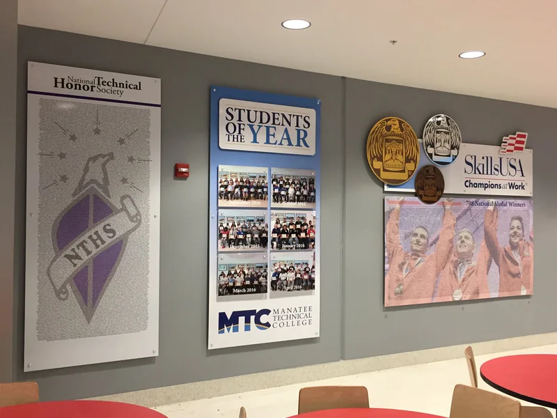 signs and installation services