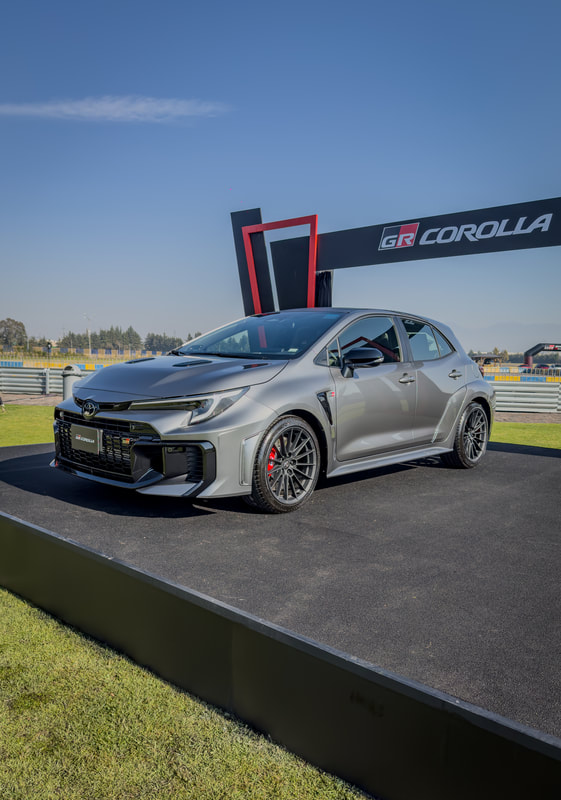 Nuevo Toyota GR Corolla directo al escenario donde el asfalto dicta las reglas.