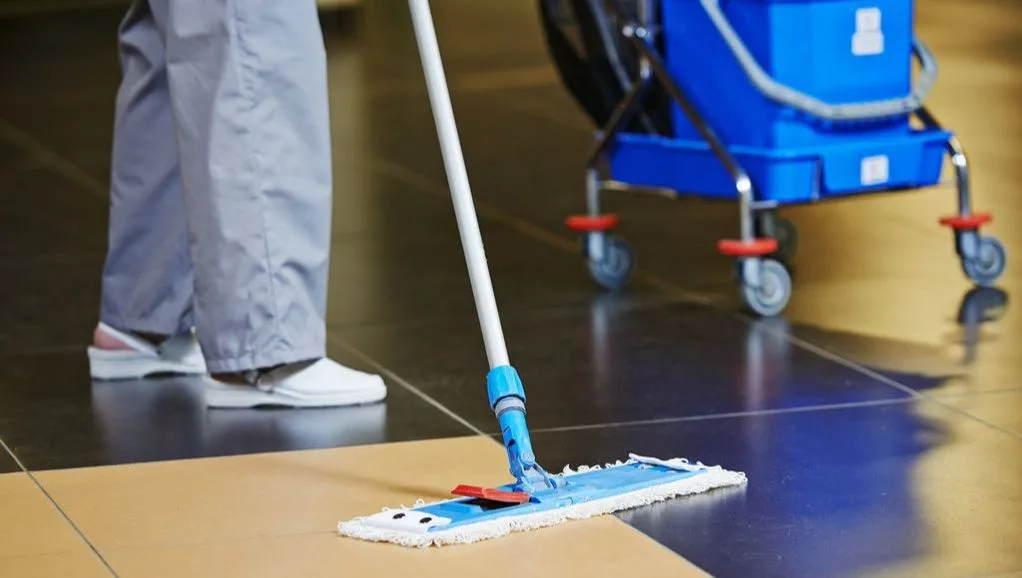 Organizing services