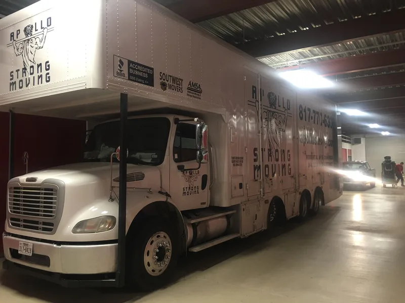 40FT Straight Truck is Largest Moving Box Truck in Dallas Tx, Arlington Tx, Fort Worth Tx.