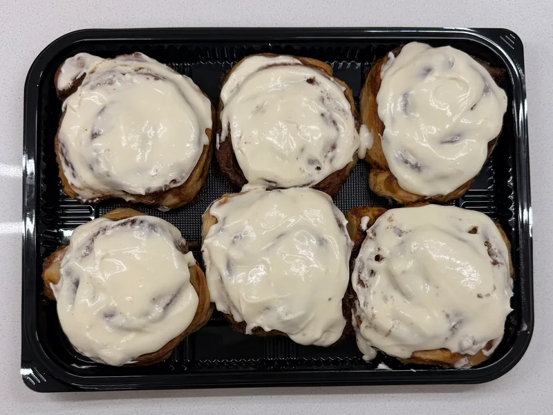Six Large Cinnamon Rolls