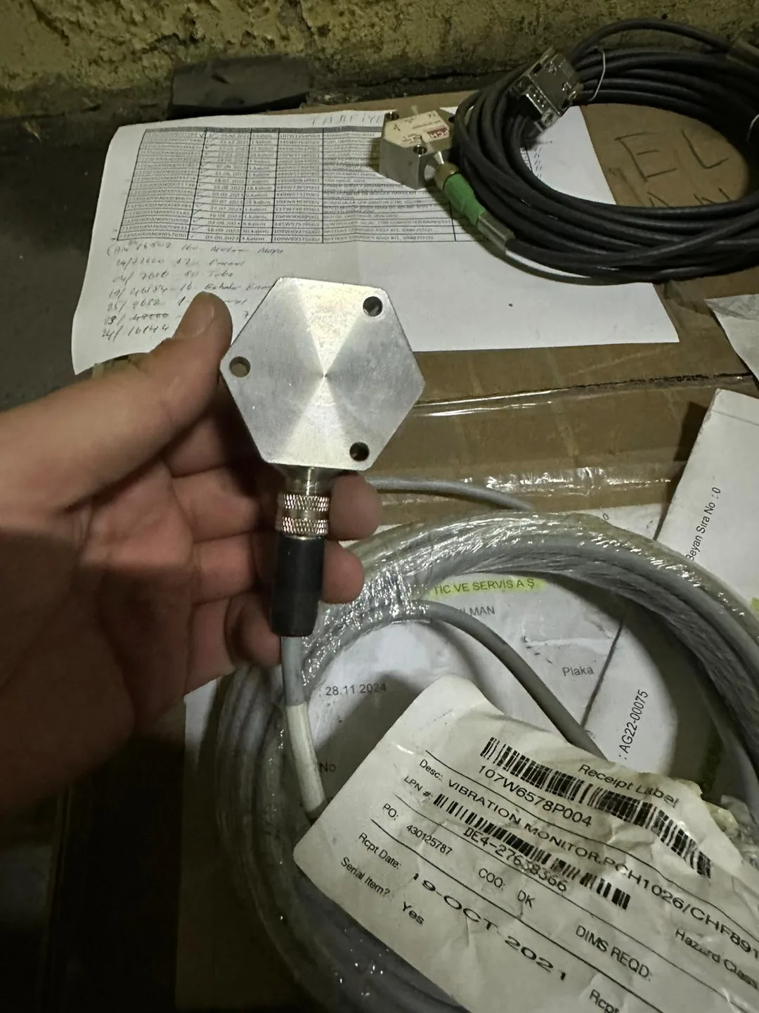 GE 107W6578P004 PCH vibration monitoring sensor