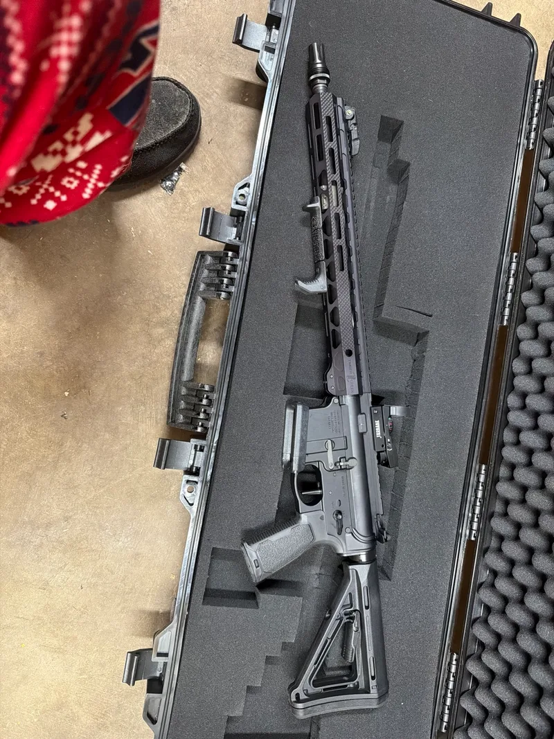 AR-15 — Updated Configuration, case view