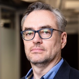 Brett Davidson, a South African based in New York, brings insight from years of working within a major private philanthropic foundation, as well as on-the-ground work across the globe, advising movements and nonprofits on narrative change, storytelling and media advocacy.