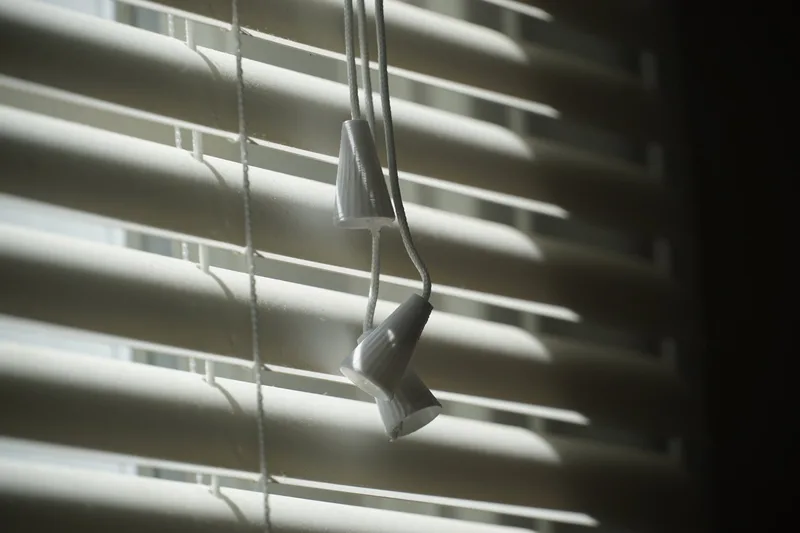 12 pack of white plastic Tassels (Drawstring/Blinds end caps)