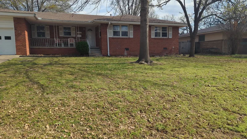 This lawn is ready for a fall cleanup of leaves