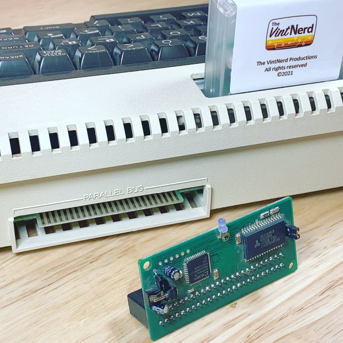 Bonus Device that came along with an Atari 600XL I just got :)

Hint: Its a RAM upgrade that connects to the PBI

#atari #atari8bit #ram320xl #atarixl #atari600xl #atari800xl #ataripbi #vintagecomputing #retrocomputers #retrogaming #thevintnerd