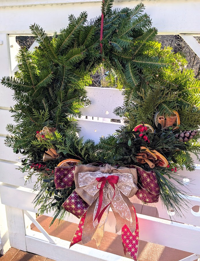 Deluxe Wreath 24"