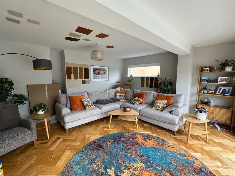Handyman Manchester - Living room wood panelling and living room paiting