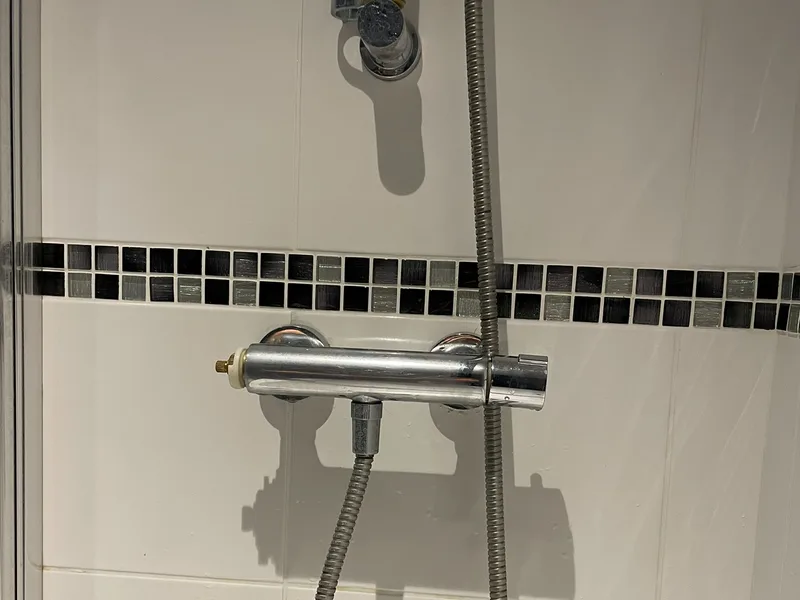 Handyman Manchester - Shower bar mixer replacement