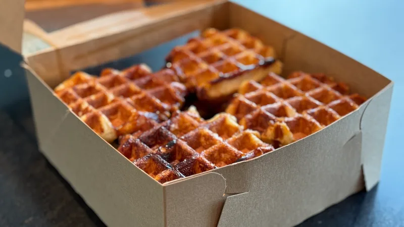 12 Liège Waffles
