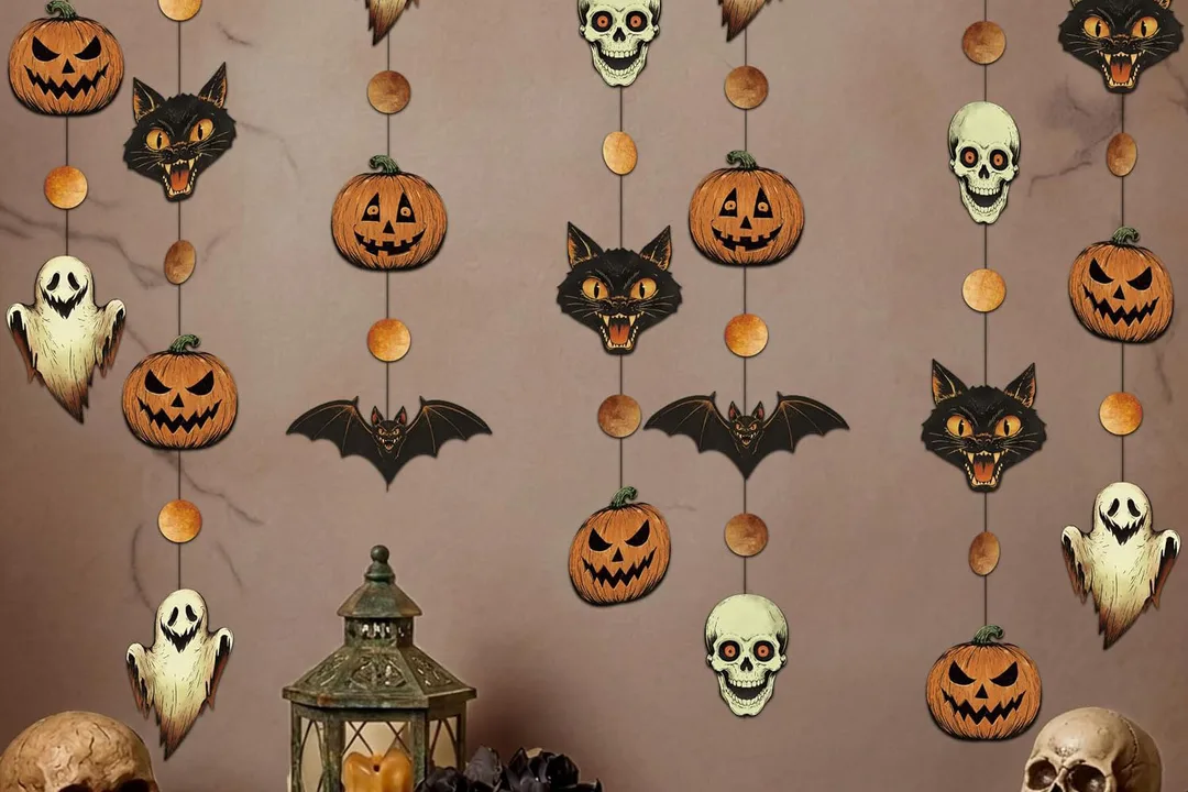 Four vintage-style Halloween garlands featuring ghosts, bats, skulls, black cats, and pumpkins in orange and black.