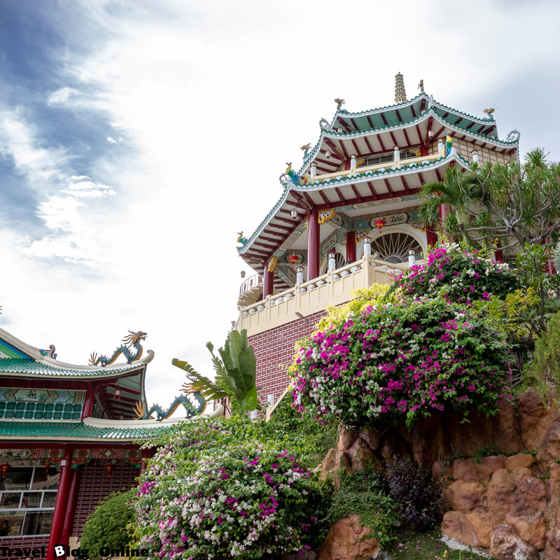 Cebu Taoist Temple, Prayer room, Cebu City, Philippines © travelblogonline.com