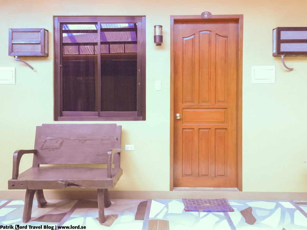 Dayview Tourist Home, Entrance to our room, Bohol Philippines © Patrik Lord Travel Blog